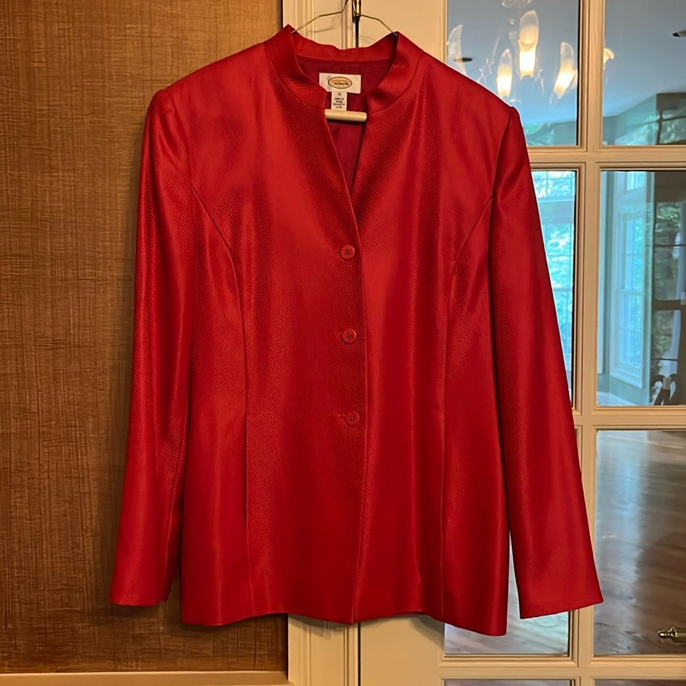 Talbots Jacket Size 10. Beautiful detail. Silk/wool/cotton mix.